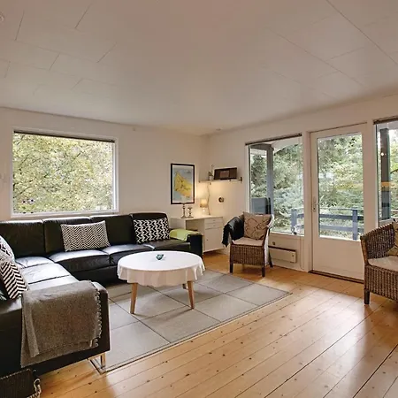 2 Bedroom Awesome Home In Nexo *